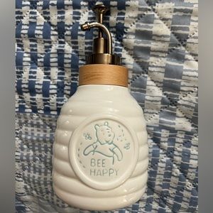 Disney’s Winnie the Pooh Collection Soap Dispenser